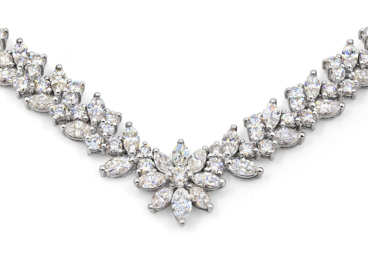 Diamond floral necklace in 18K white gold