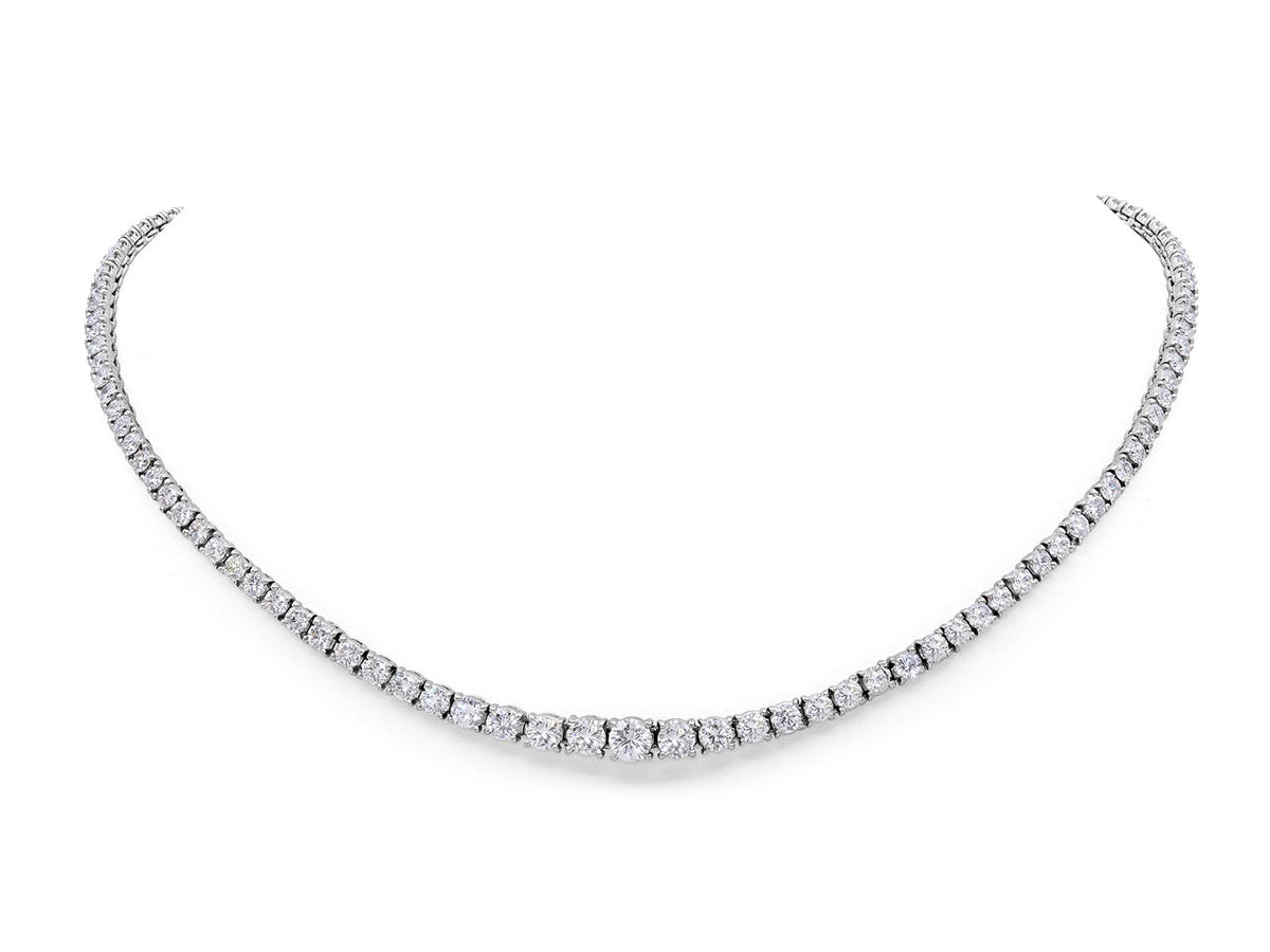 Platinum necklace with graduated round cut diamonds