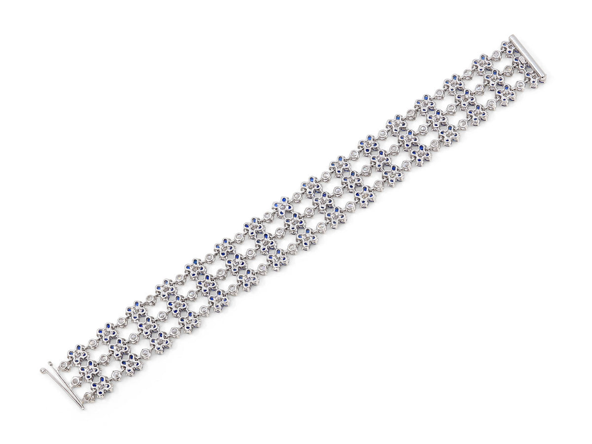 White gold bracelet with sapphire and diamond flowers