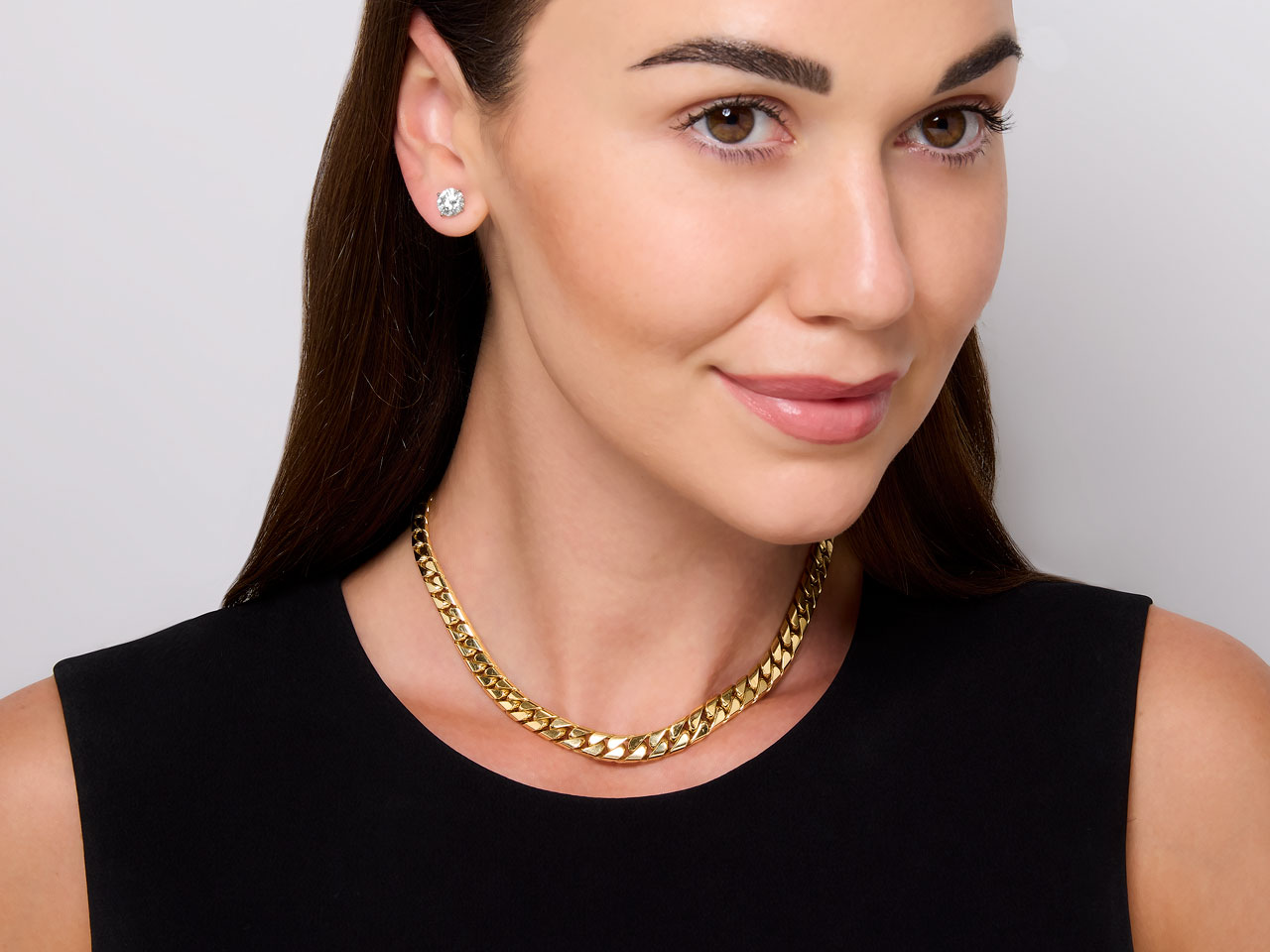 Curb Link Necklace in 18K Gold
