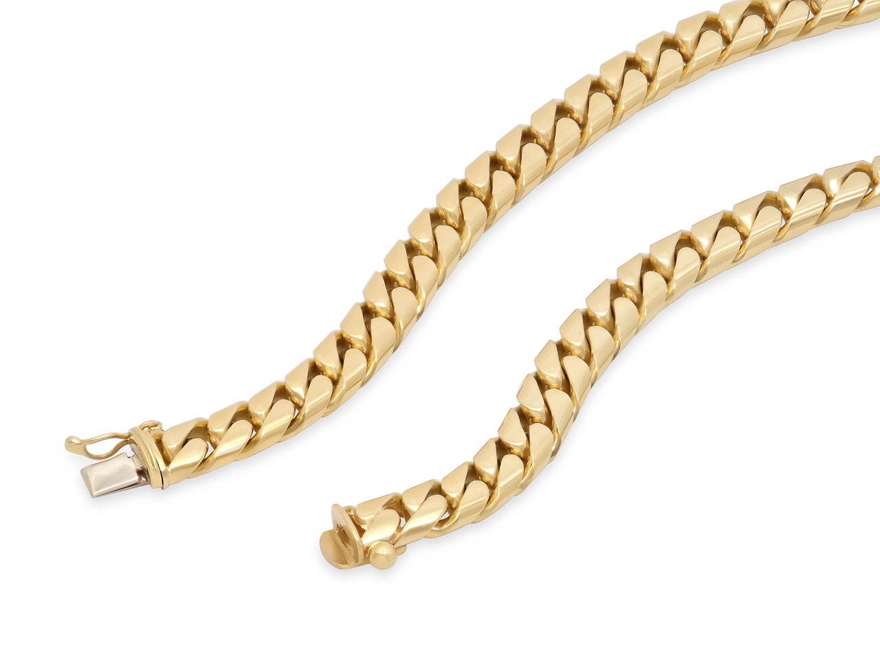 Curb Link Necklace in 18K Gold