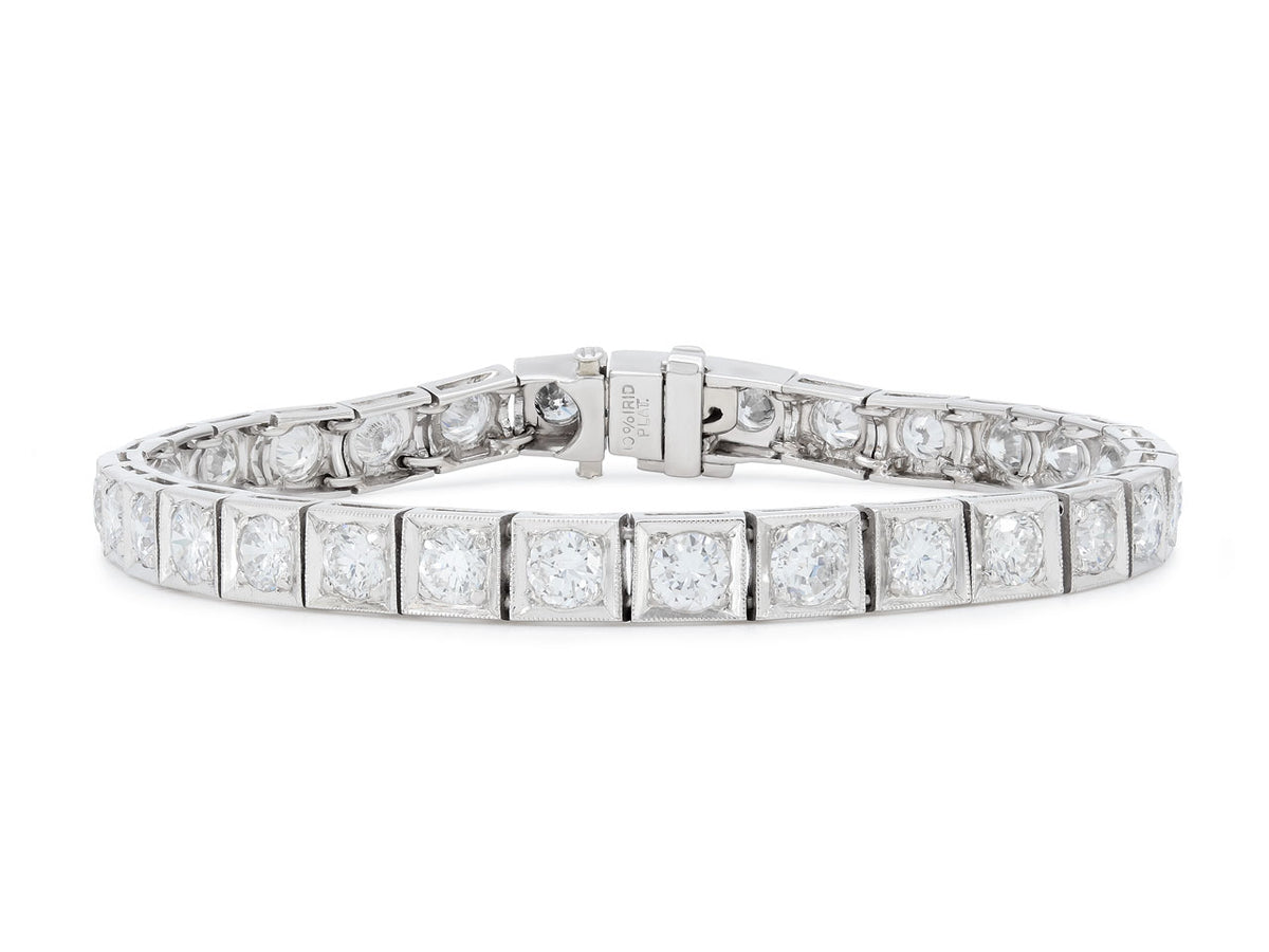 Diamond line bracelet with square platinum links