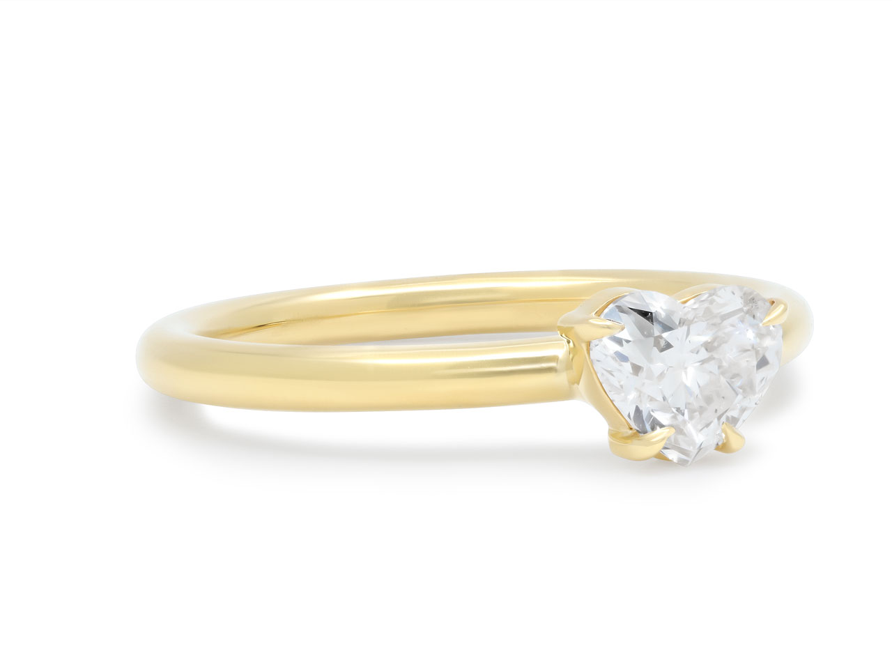 Heart-Shaped Diamond Ring, 0.71 carat, Ring in 18K Gold