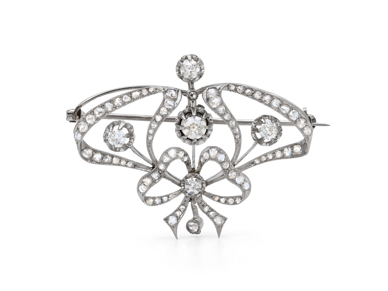 Antique Edwardian Diamond Brooch in Platinum