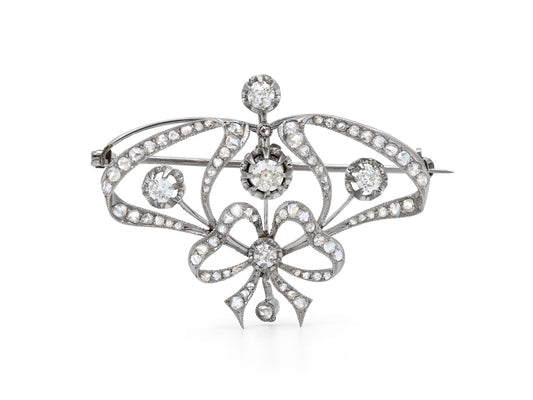 Antique Edwardian Diamond Brooch in Platinum