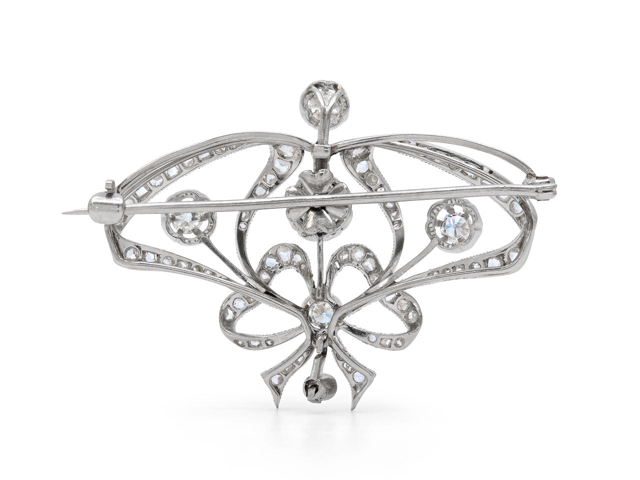 Antique Edwardian Diamond Brooch in Platinum