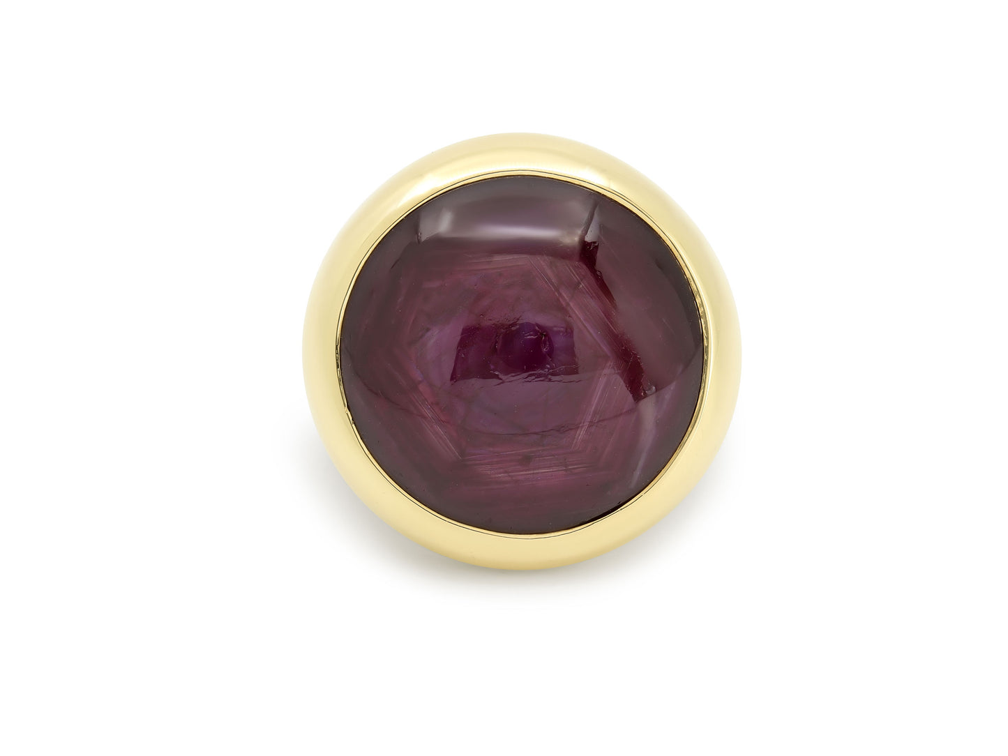 Star Sapphire Ring in 18K Gold