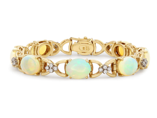 Opal and Diamond Bracelet in 18K Gold