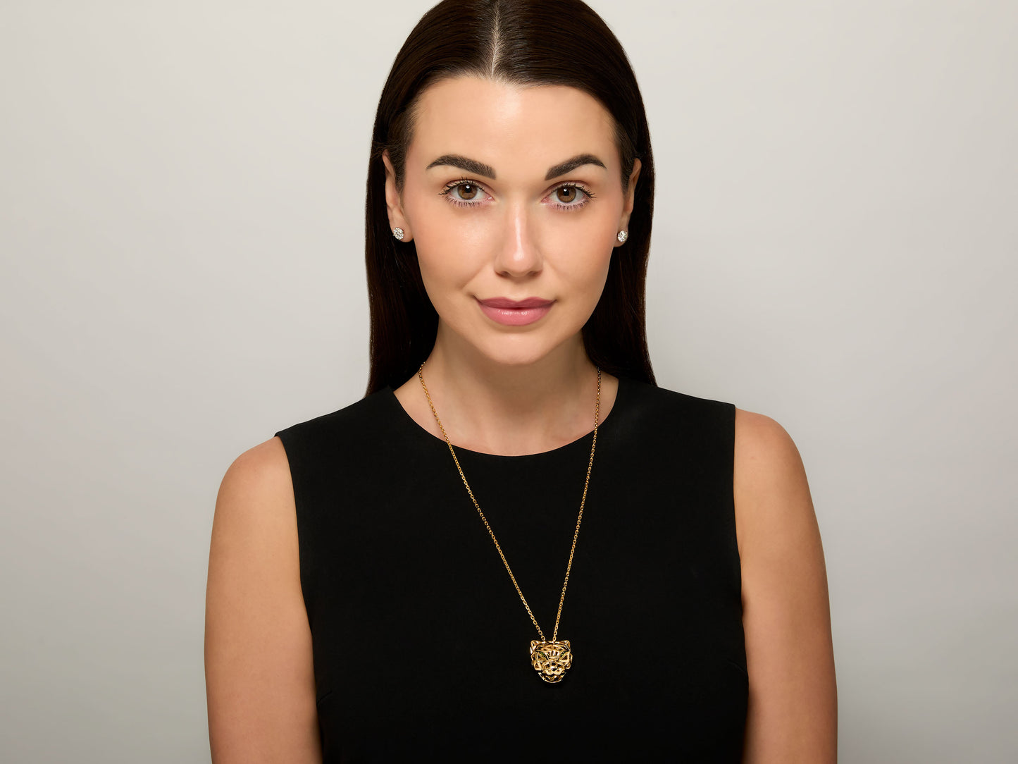 Cartier 'Panthère de Cartier' Pendant Necklace in 18K Gold