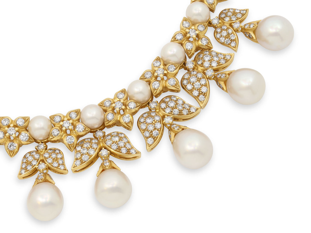 Diamond and Cultured Pearl Necklace in 18K Gold