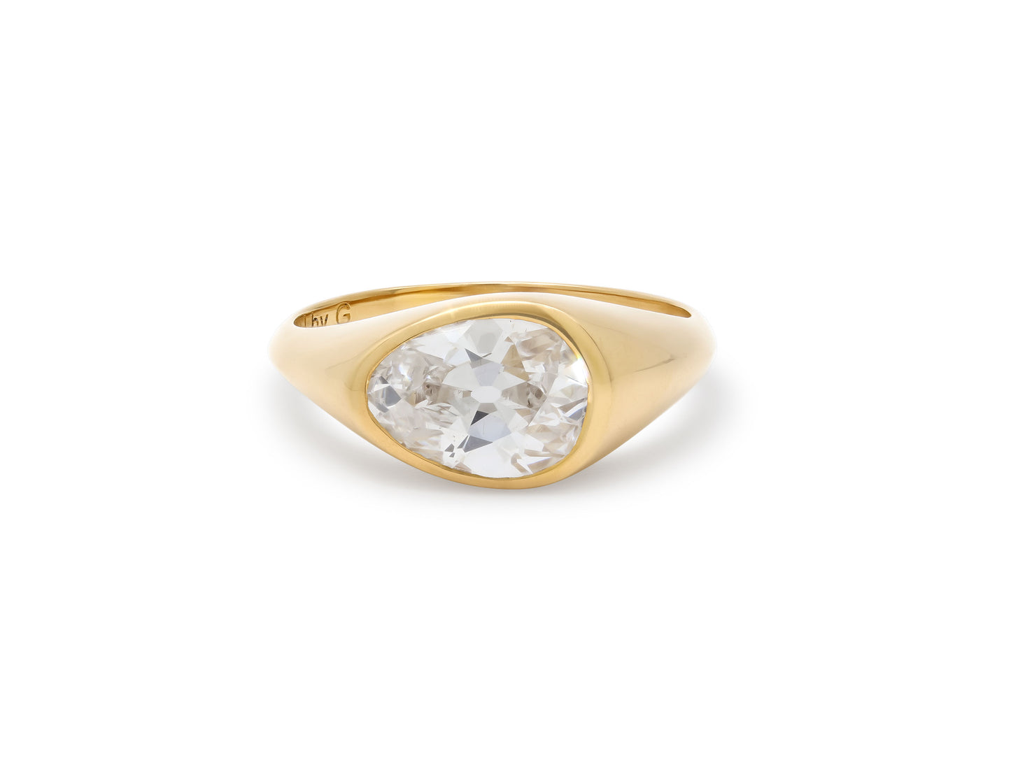 Old Cut Pear Shape Diamond Ring, 1.78 carats, in 22K Gold