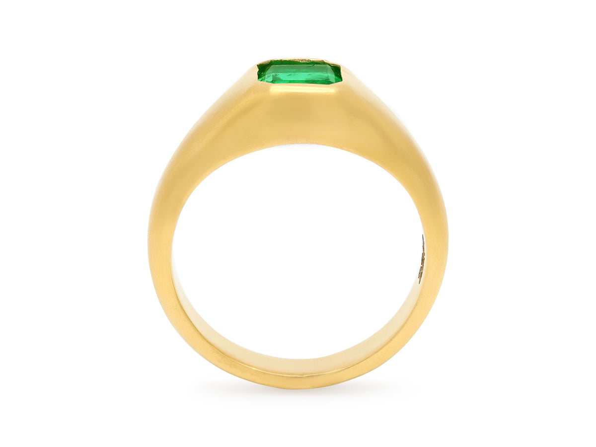 Emerald Ring in 22k Gold
