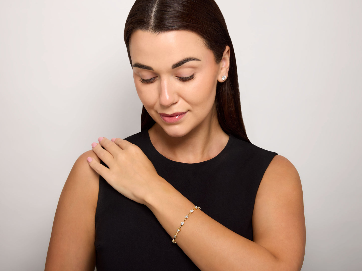 Multi-Shape Diamond Bracelet in 18K Gold