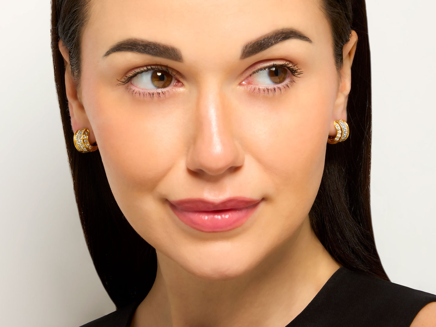 Diamond Huggie Earrings in 18K Gold