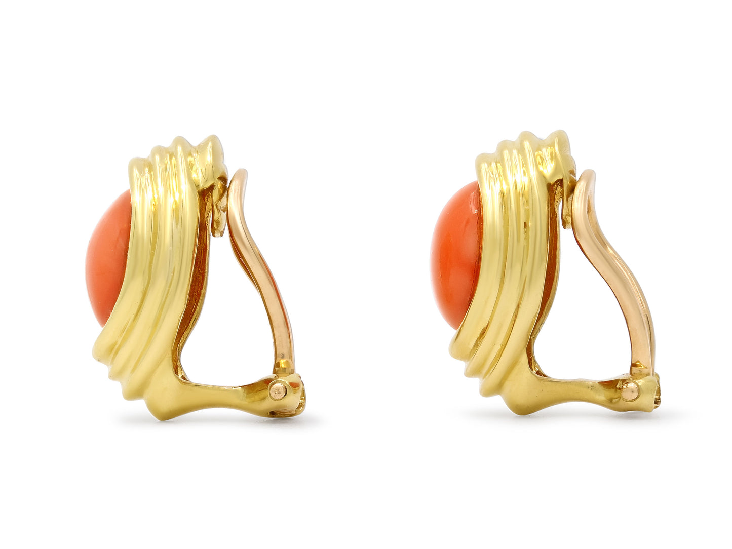 Coral Earrings in 18K Gold
