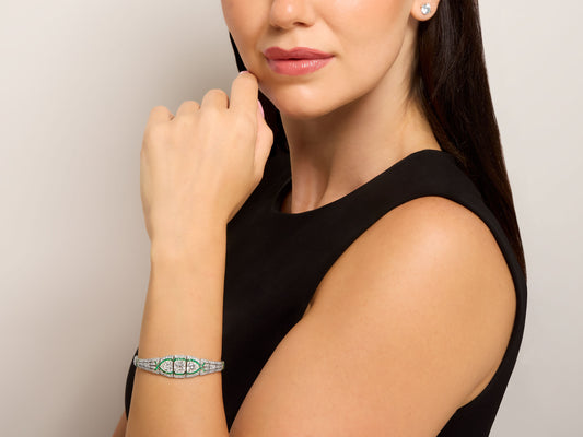 Art Deco Diamond and Emerald Bracelet in Platinum