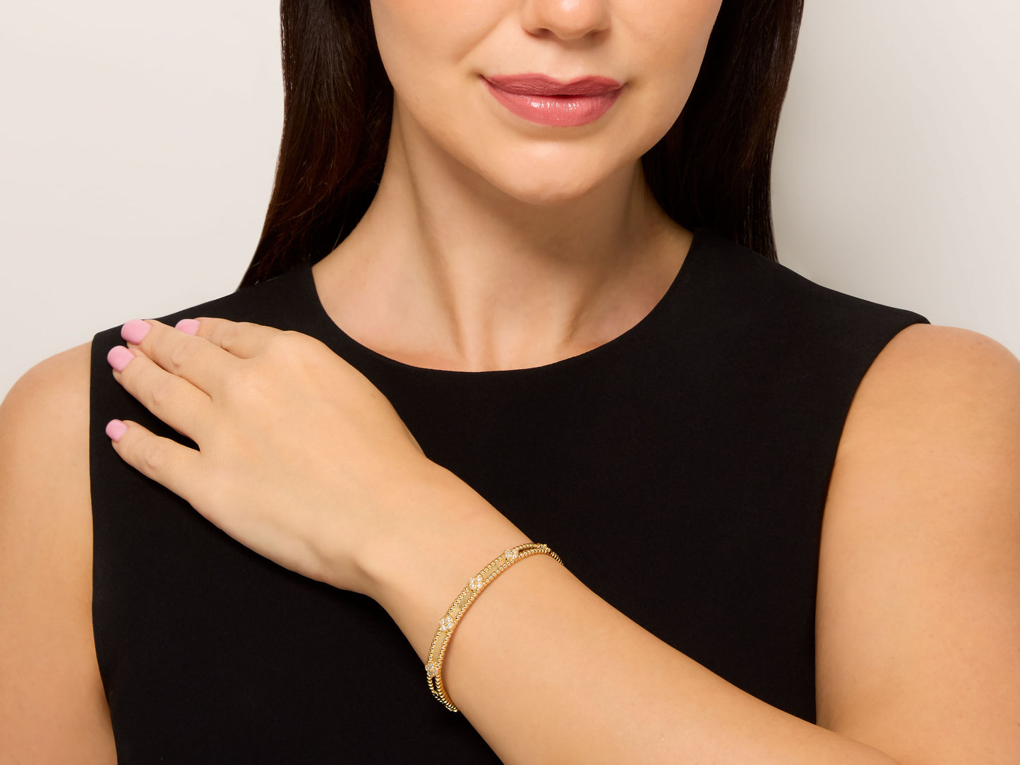 Van Cleef & Arpels 'Perlée Sweet Clovers' Bracelet in 18k Gold, Medium Model