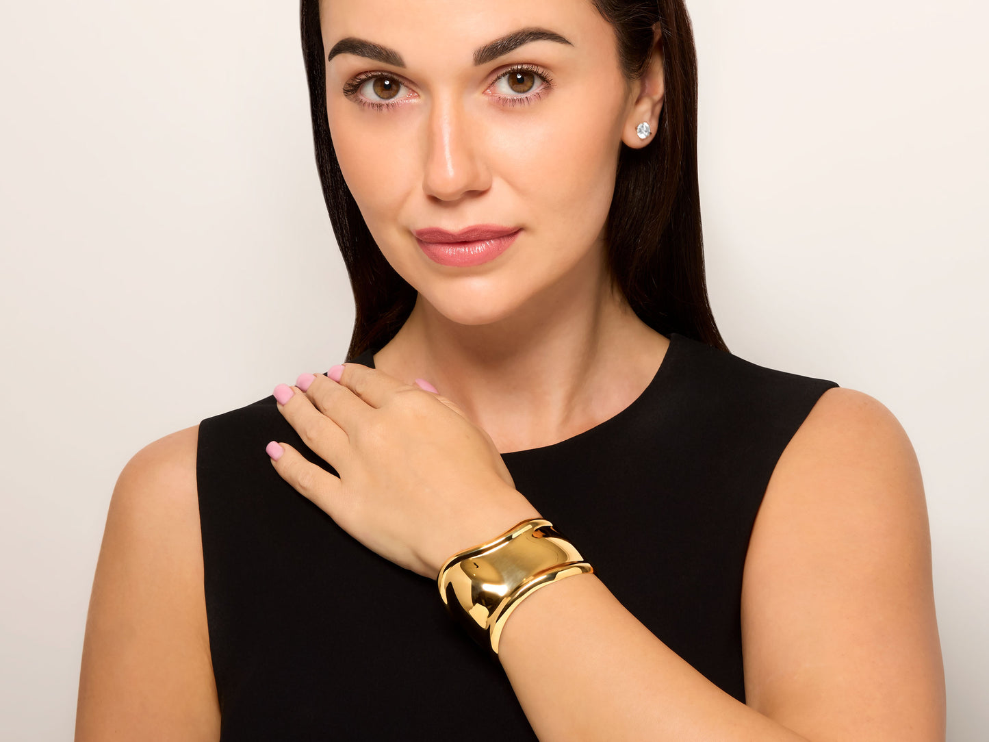 Tiffany & Co. Elsa Peretti 'Bone' Cuff in 18K Gold, Small Model 43 mm