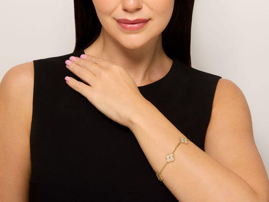 Van Cleef & Arpels 'Vintage Alhambra' Diamond Bracelet, 5 Motifs, in 18K Gold