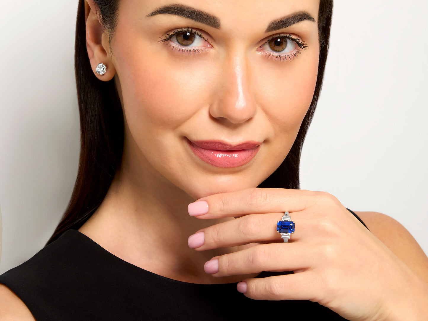 Tiffany & Co. Sapphire, 5.12 Carats, and Diamond Ring in Platinum