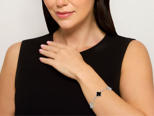 Van Cleef & Arpels 'Vintage Alhambra' Diamond and Onyx Bracelet, 5 Motifs, in 18K White Gold
