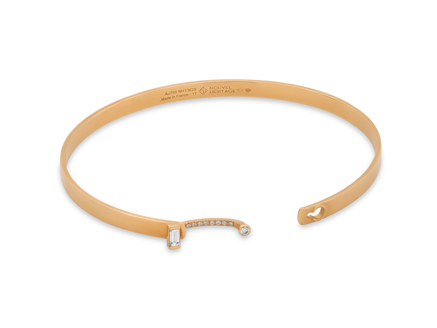 Nouvel Heritage 'Dinner Date' Bangle Bracelet in 18K Gold