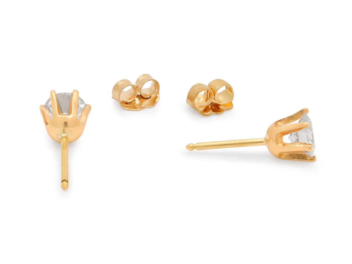 Diamond Stud Earrings, 1.00 total carat, in 18K Gold