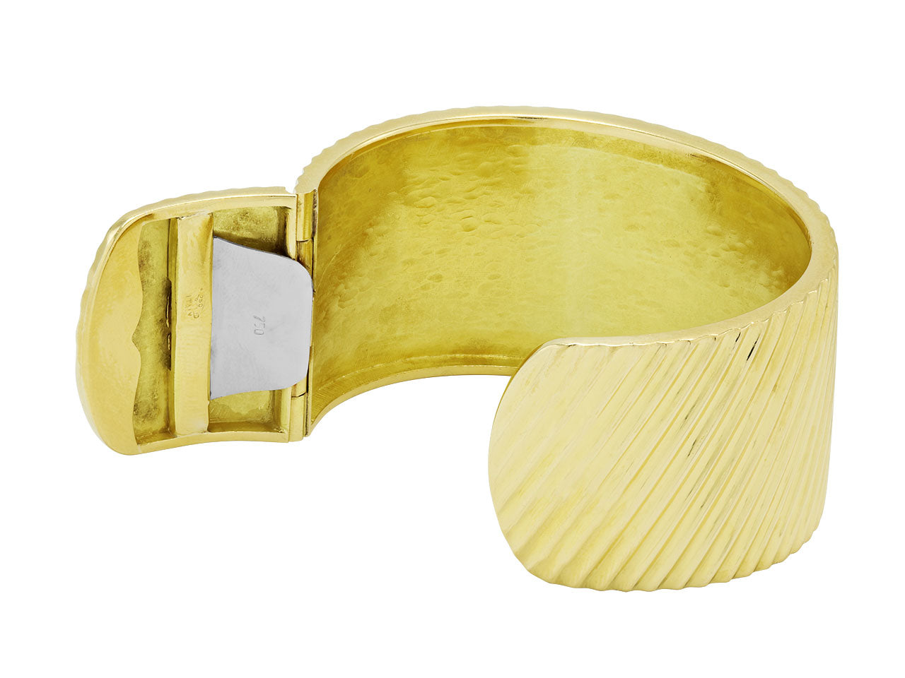 Textured Bangle Bracelet in 18K Gold