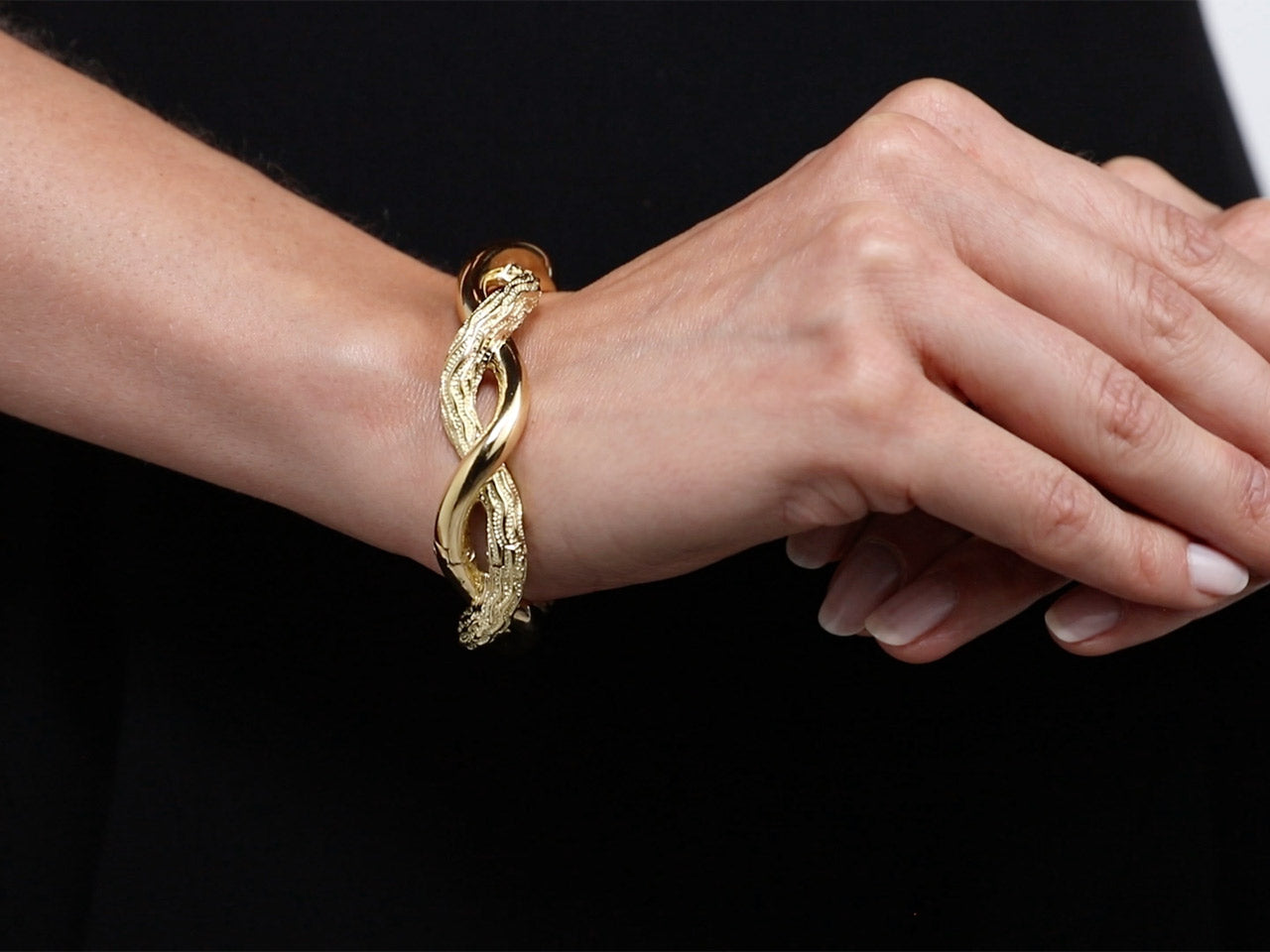 Tiffany & Co. Vintage Bangle Bracelet in 18K Gold