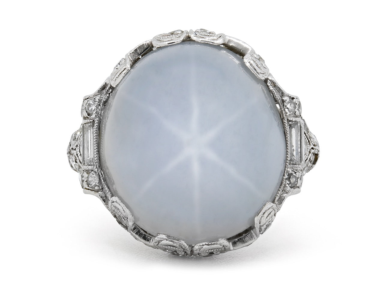 Art Deco Light Gray Star Sapphire Diamond Ring in Platinum