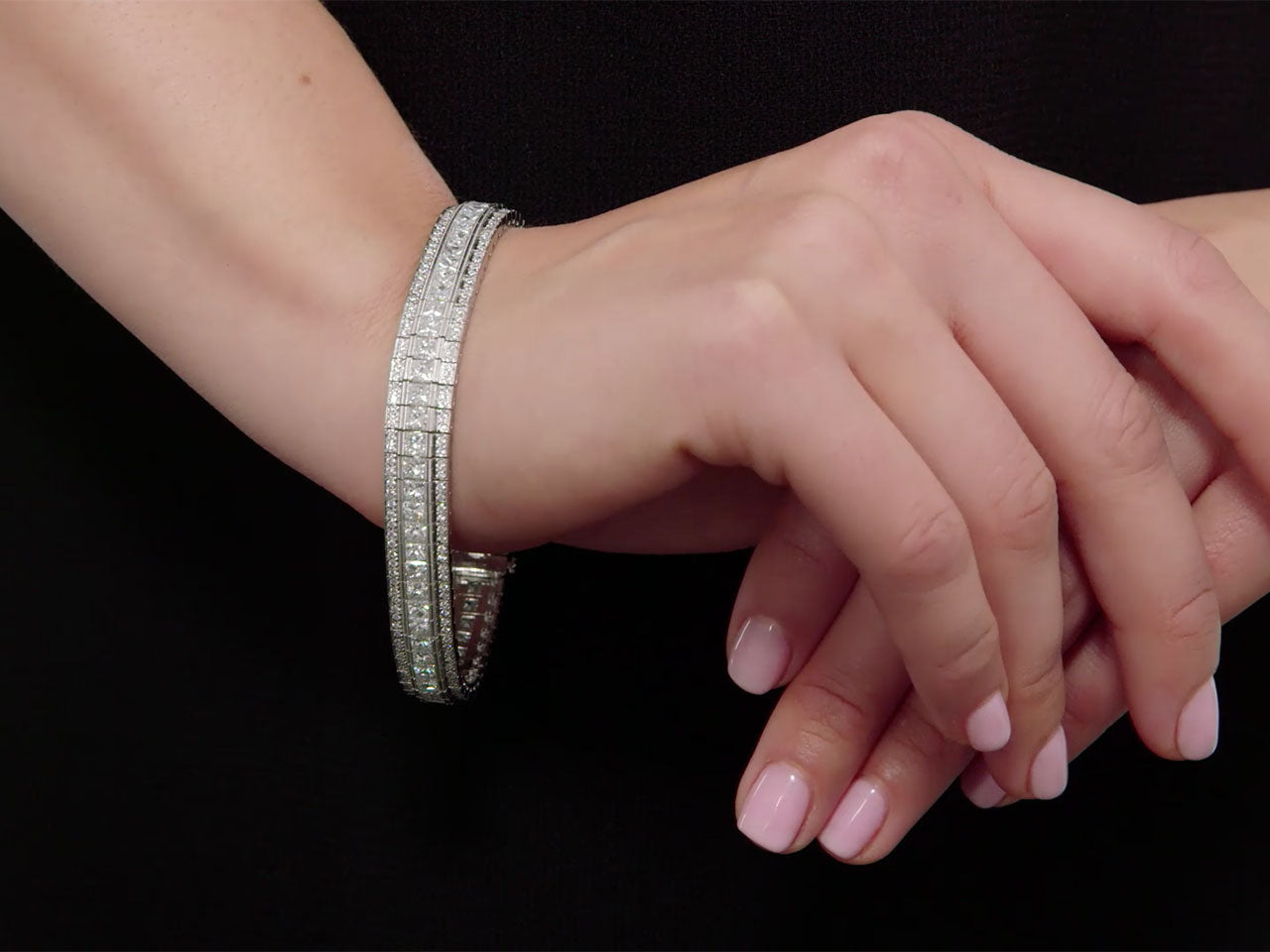 Princess-cut Diamond Bracelet in Platinum
