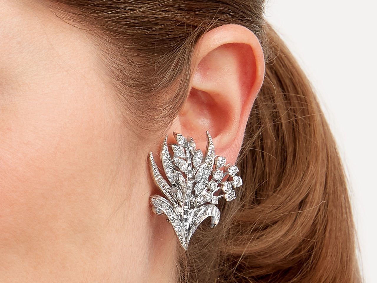 Gift everyday wear diamond stud earrings online – Radiant Bay