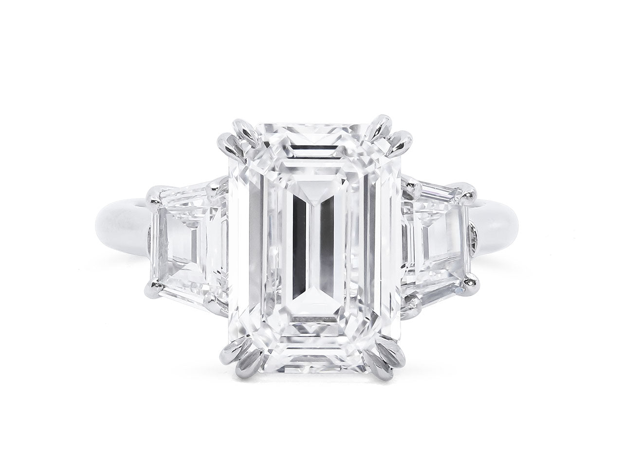 Harry Winston Emerald Cut Diamond Ring, 4.33 Carat F/VVS2, in Platinum