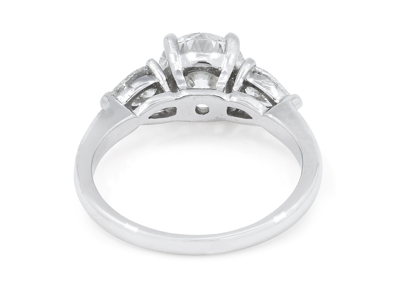Diamond Solitaire Ring, 1.42 carat H/SI-1 with Pear-shape Diamond Shoulders, in Platinum