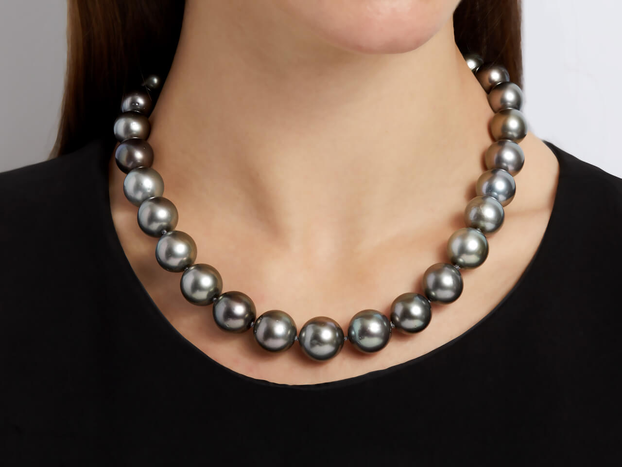 Tahitian Pearl Necklace with 18K White Gold Clasp