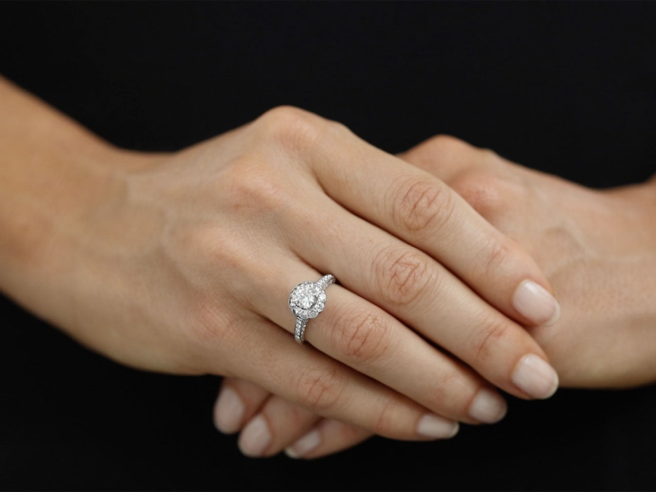 Diamond Ring, 0.52 Carat F/SI-1, in 18K White Gold