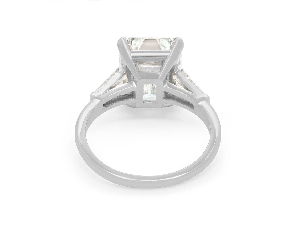 Emerald Cut Diamond, 4.67 Carats E/VS1, in Platinum