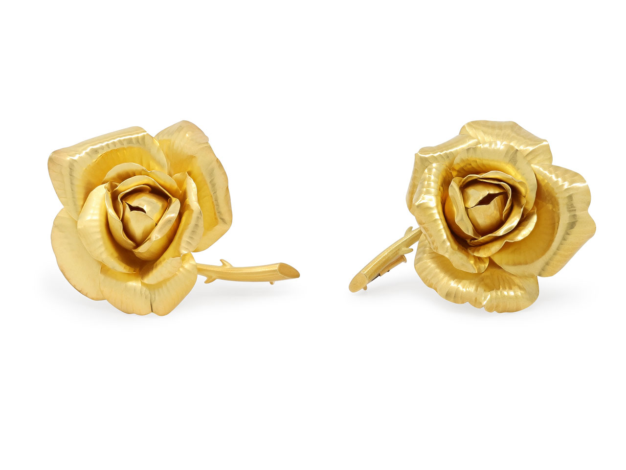 Pair of Hermès Rose Brooches in 18K Gold