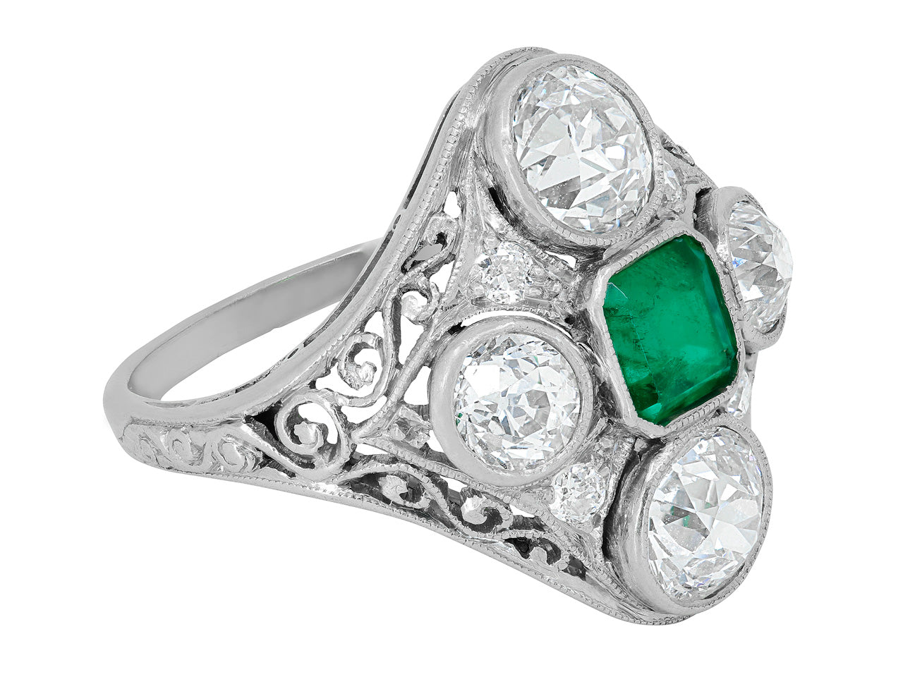 Antique Edwardian Emerald and Diamond Ring in Platinum