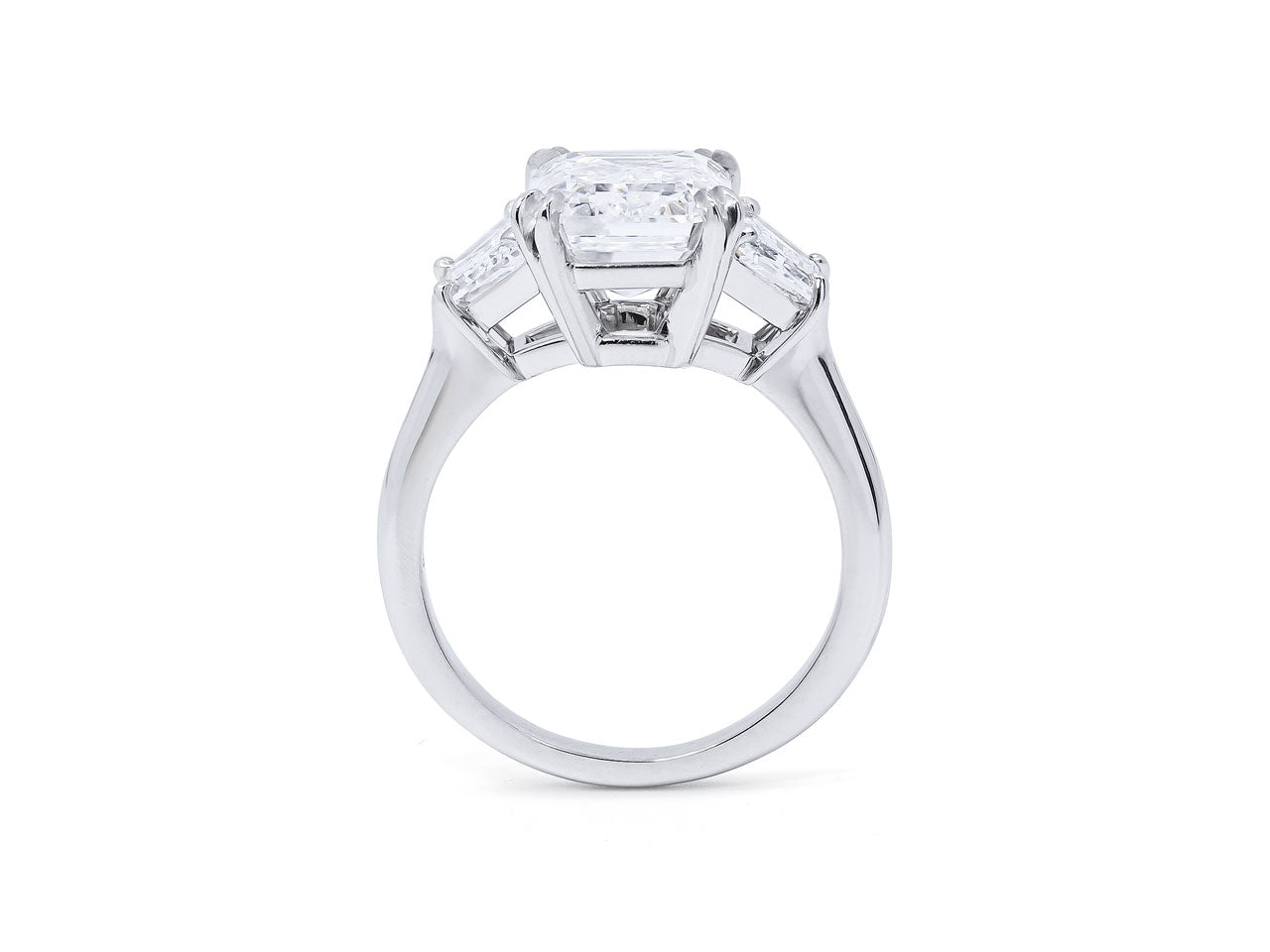 Harry Winston Emerald Cut Diamond Ring, 4.33 Carat F/VVS2, in Platinum